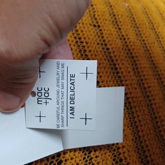 Mac + Jac Harvest Gold mesh knit shirt - Picture 6 of 6